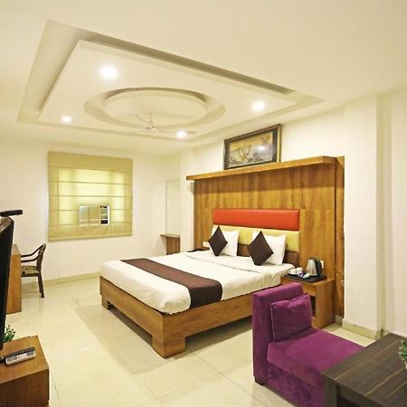 Hotel Urban Luxury Νέο Δελχί Εξωτερικό φωτογραφία